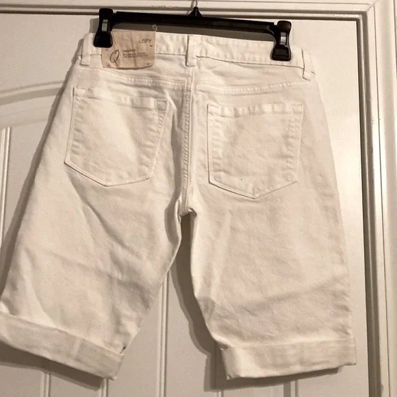 LOFT Women's White Shorts - Picture 5 of 7